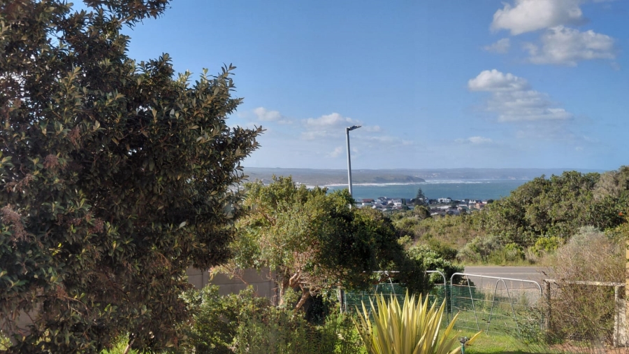 2 Bedroom Property for Sale in Stilbaai Wes Western Cape